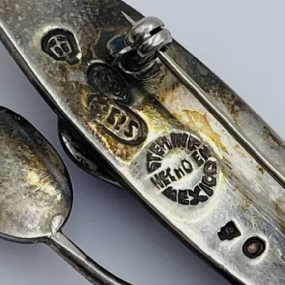 Vintage, Signed Sterling Flower Pin - Picture 7 of 7